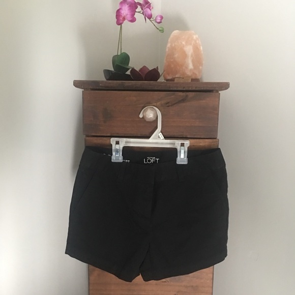 Ann Taylor Loft Black Shorts - Picture 1 of 3